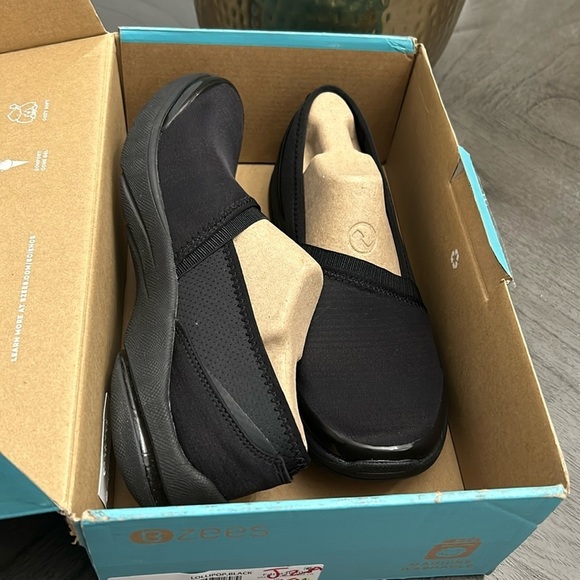 Bzees Lollipop Slip On - Picture 2 of 10